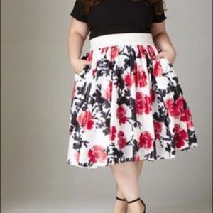 Plus Sized society plus skirt